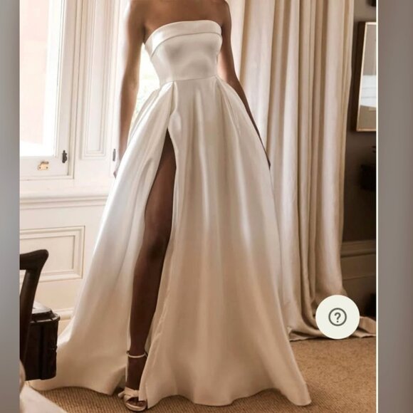 Meshki Eileen wedding gown - Picture 1 of 5